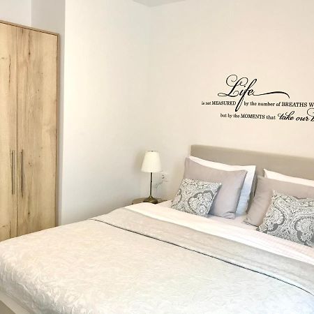 Appartement Cocoville Beach House- Makarska Extérieur photo
