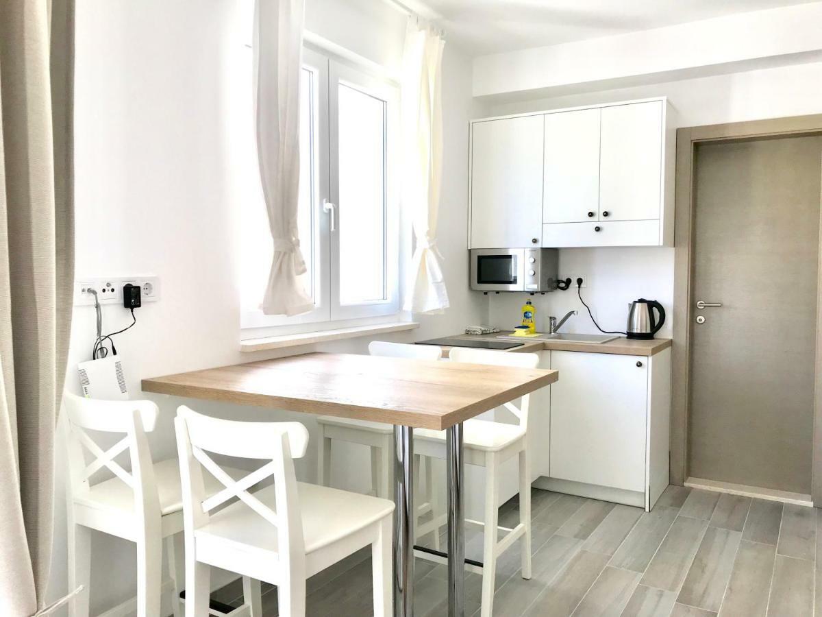 Appartement Cocoville Beach House- Makarska Extérieur photo