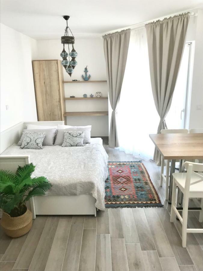 Appartement Cocoville Beach House- Makarska Extérieur photo